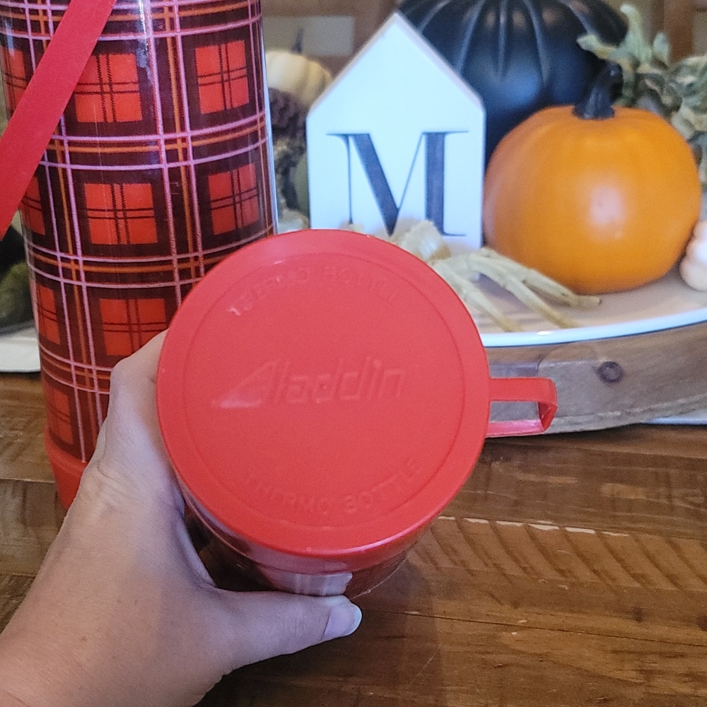Vintage Aladdin Thermo Bottles-Red and Black Plaid - Picture 8 of 11